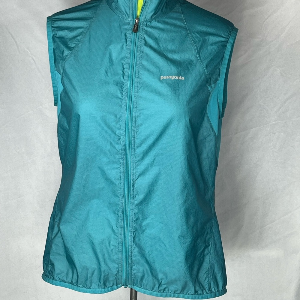 Patagonia Women's Teal Vest Large
